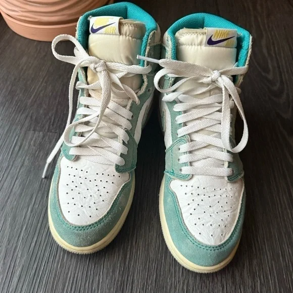 Air Jordan 1 Retro High Turbo Green White Sail Light Smoke Grey NIKE 5Y 5M 6.5W - Picture 4 of 9
